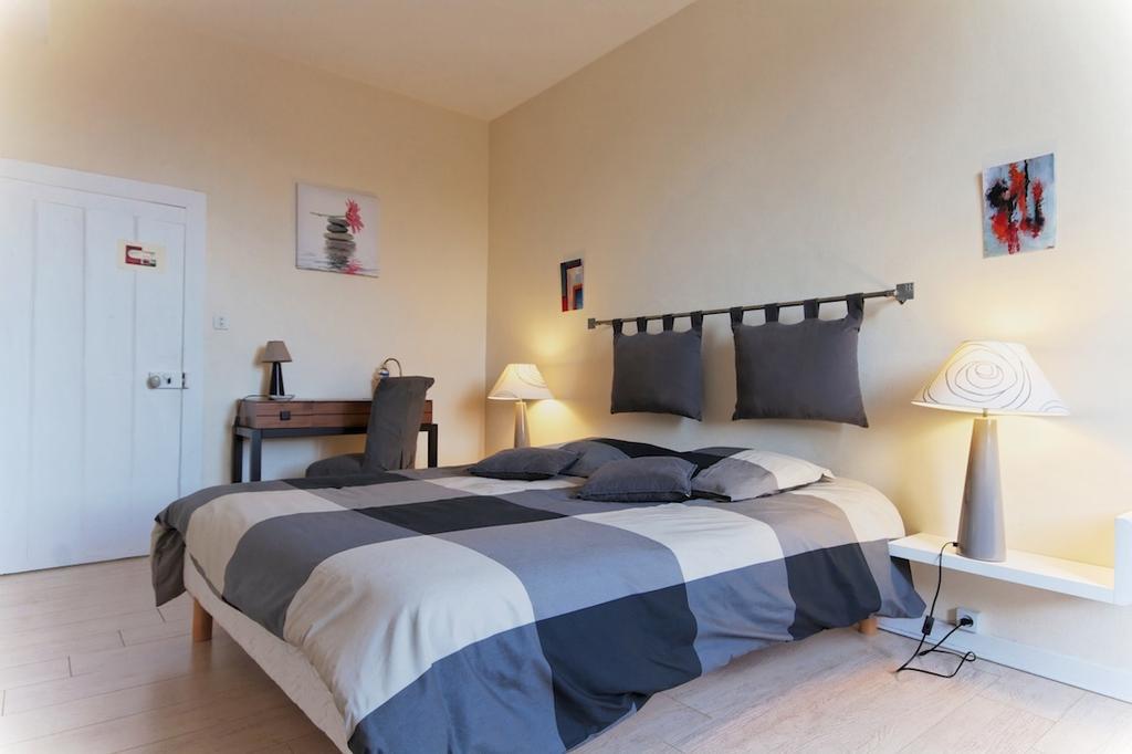 Tours-sur-Marne Comme A La Maison Bed & Breakfast 部屋 写真