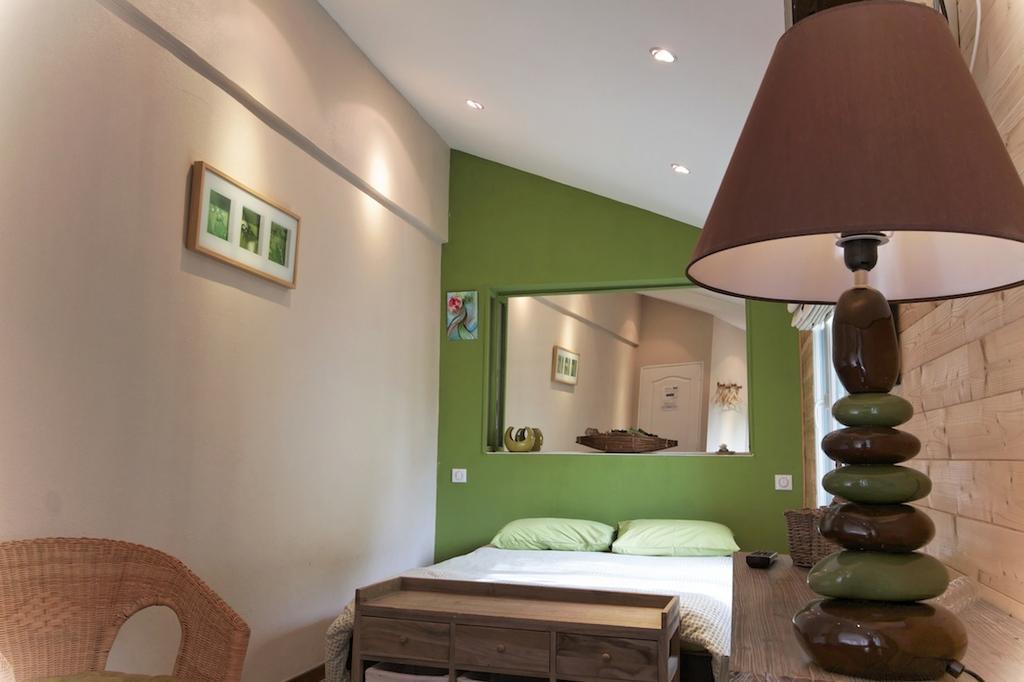 Tours-sur-Marne Comme A La Maison Bed & Breakfast 部屋 写真