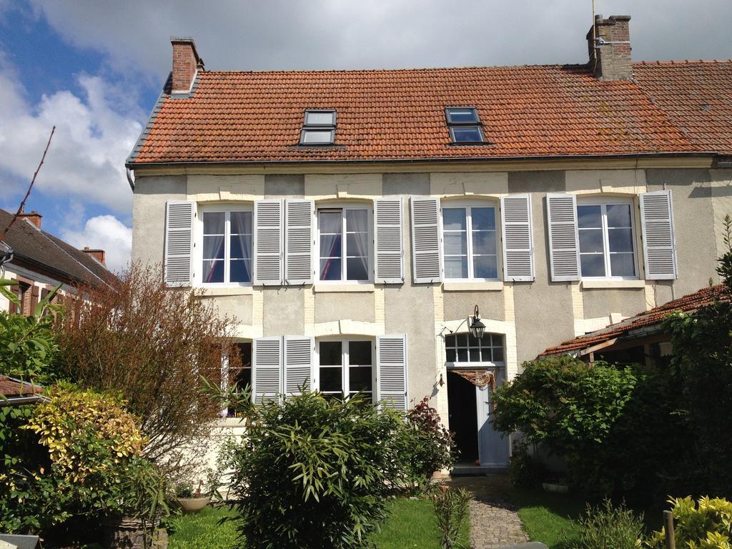 Tours-sur-Marne Comme A La Maison Bed & Breakfast エクステリア 写真