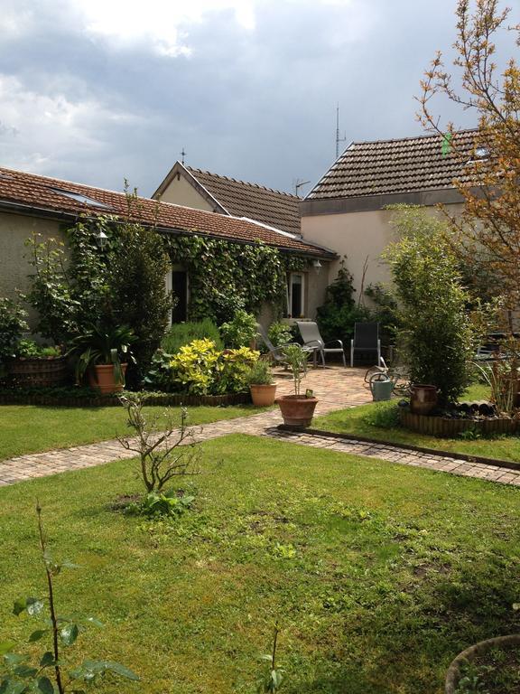 Tours-sur-Marne Comme A La Maison Bed & Breakfast エクステリア 写真
